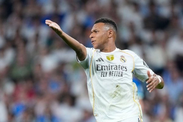 MBAPPE đã ghi 38 bàn thắng t