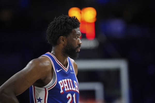 Embiid: Tôi không còn lọt to