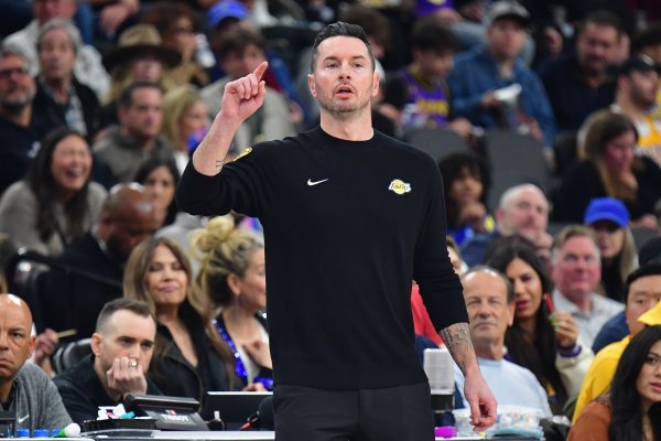 Lake Journal: Không có ba ngườ