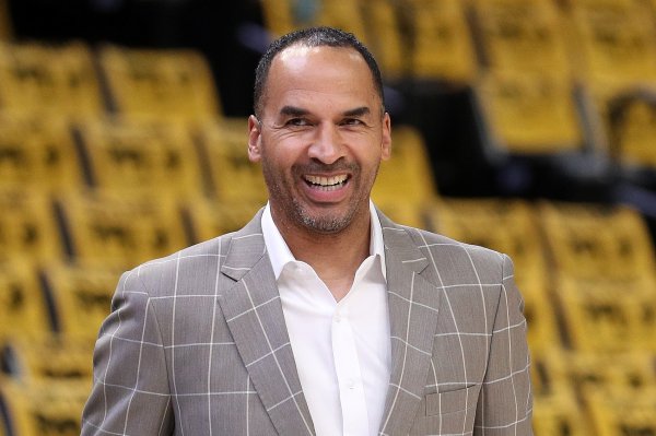 Phóng viên của đội: Việc Harri